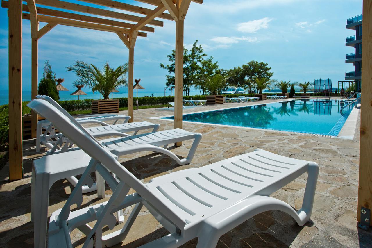 Vilmar Aparthotel Pomorie Esterno foto