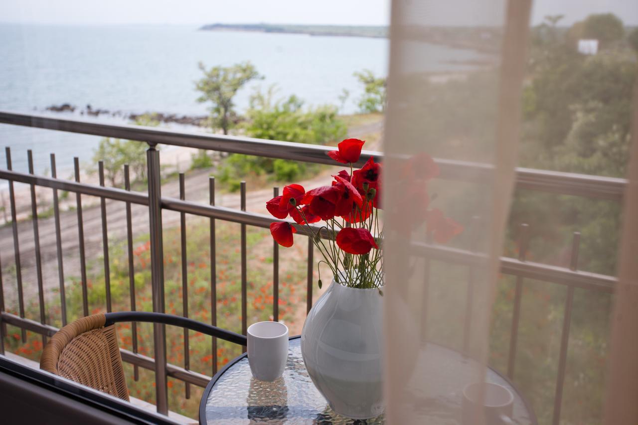 Vilmar Aparthotel Pomorie Esterno foto